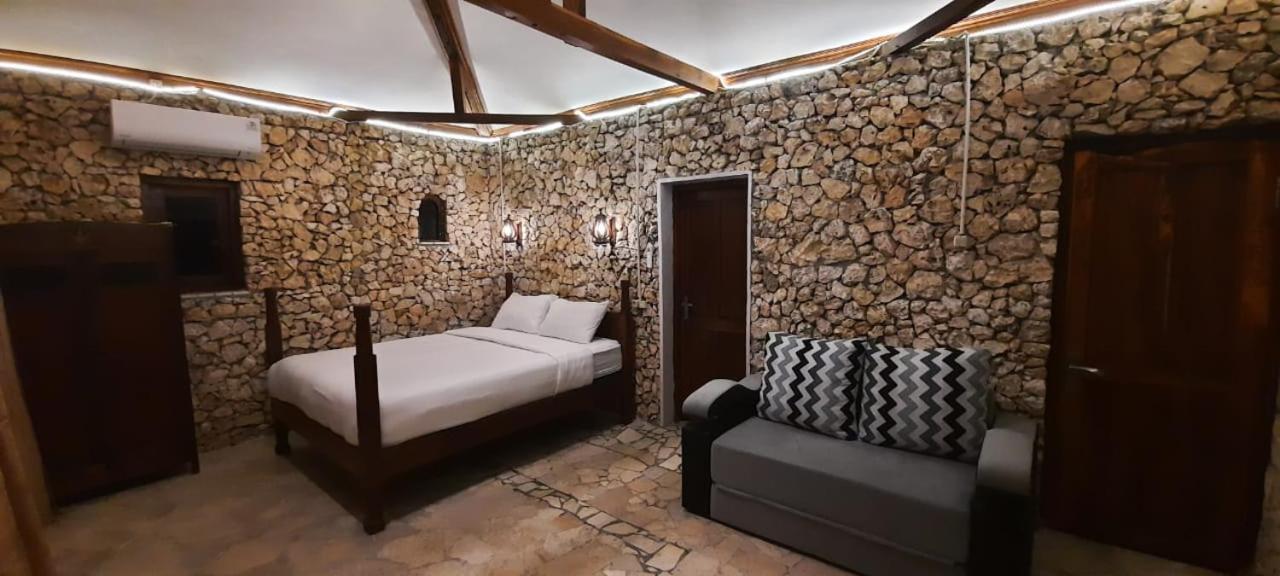 Edge Resort, Yogyakarta 파랑트리티스 외부 사진